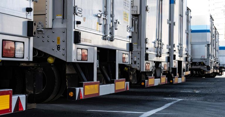 Japan Plans to Built 500km Conveyor Belt Road That Will Replace 25,000 Trucks Per Day - Featured image