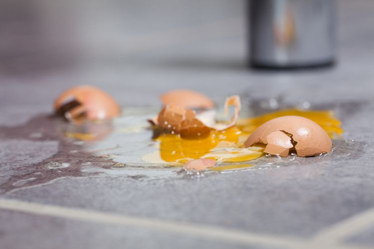 Cracked Egg 
