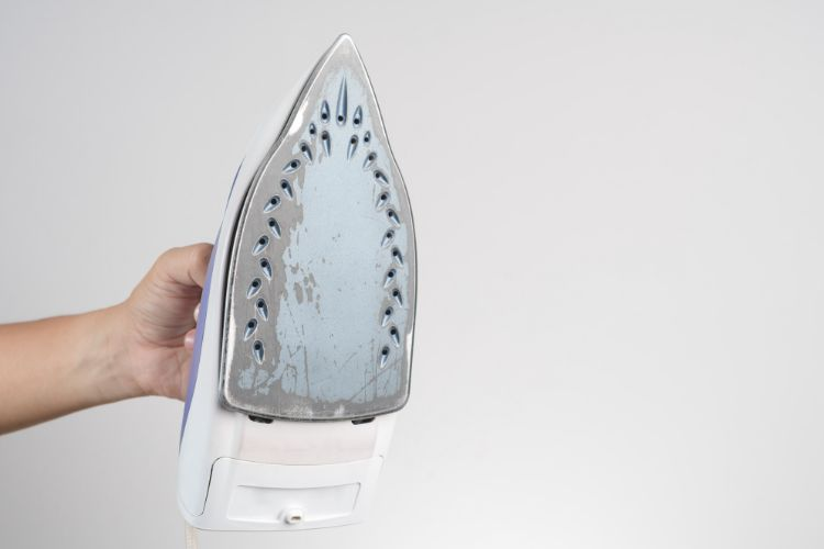 Sticky iron