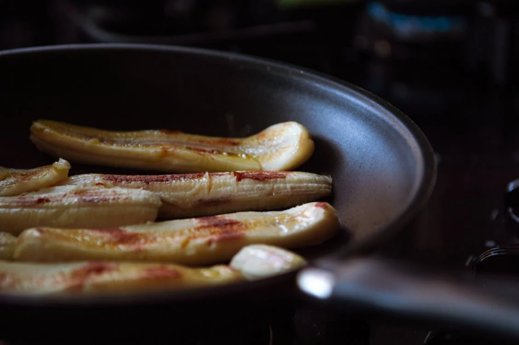 Fried bananas