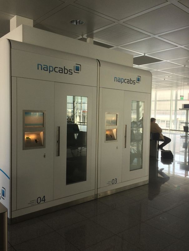 Sleep cabins at airports