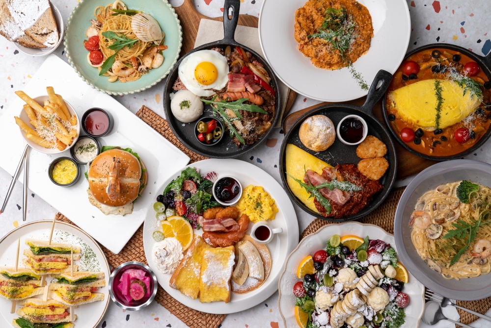 American style, brunch, tomato, omelette, cheese, handmade, sandwich, shrimp burger, New York style, beef dish, pollack, oil, pasta, pollack, cream, pasta, very slow risotto, rosé, food, meal,
