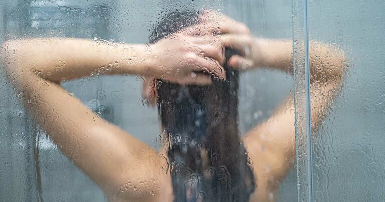 3 Dirty Body Parts That People Forget to Wash Properly - Featured image