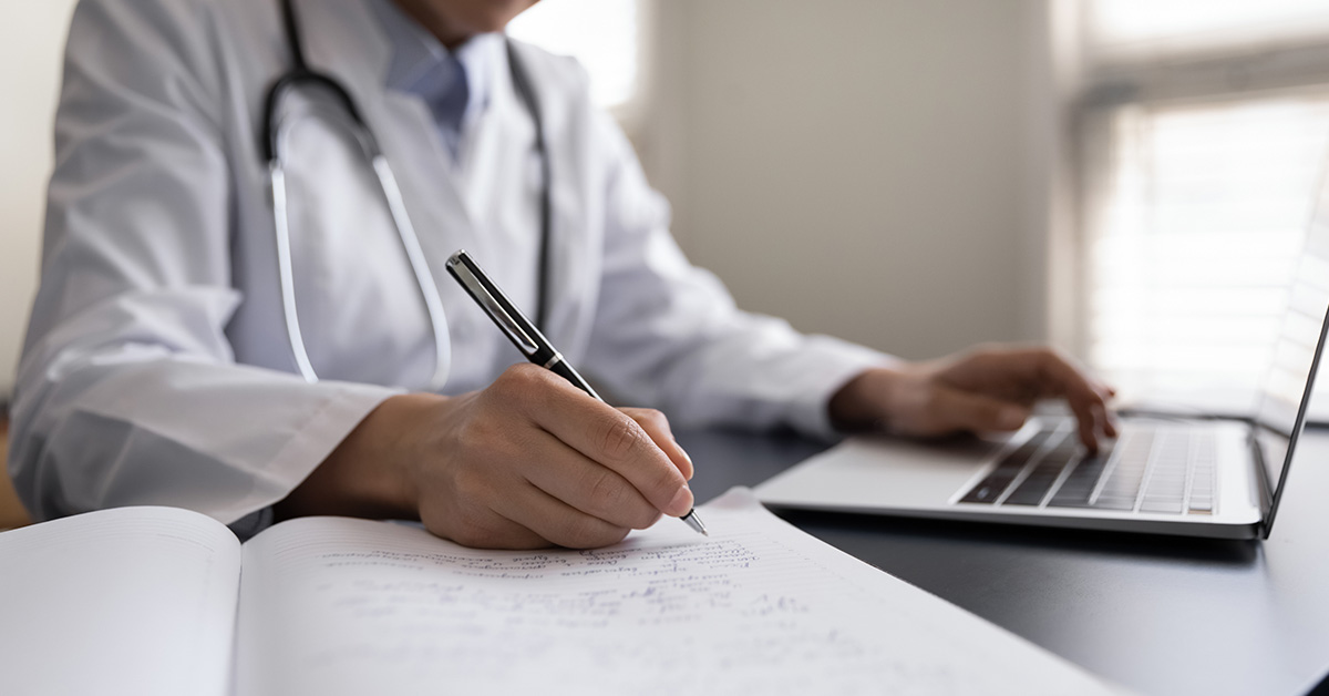Woman Was Given a Strange Exam By Her Doctor. After Researching, It Left Her Feeling Disgusted