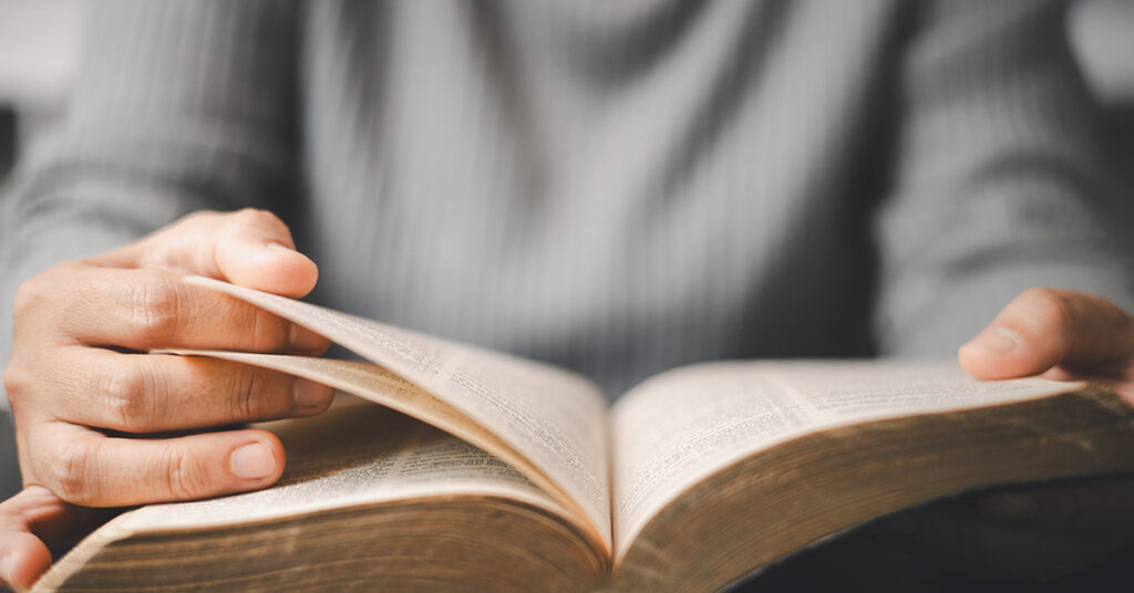 What Happens When You Start Reading Every Day - Featured image