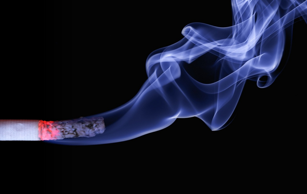 cigarette smoke 