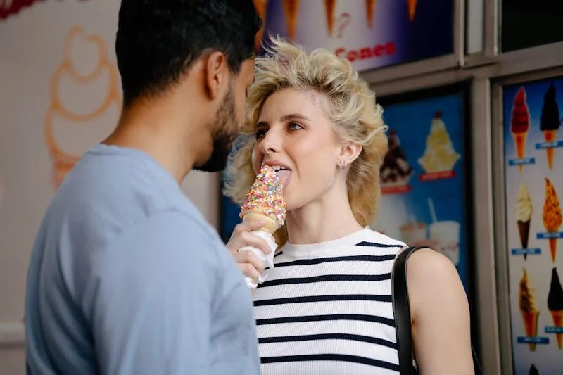 that's some serious eye contact 