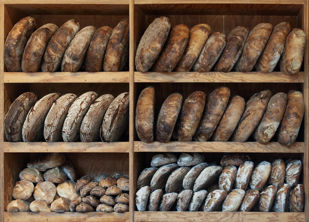 A lot of bread with a lot of gluten