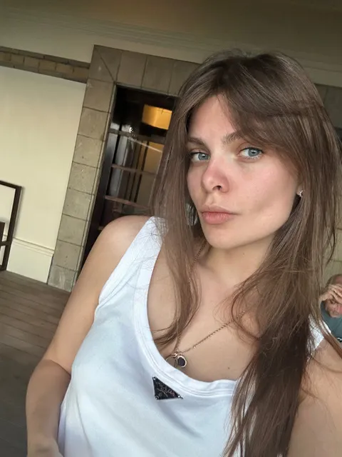 Dr Sadovskaya said the wrong toilet position can lead to haemorrhoids and anal fissures