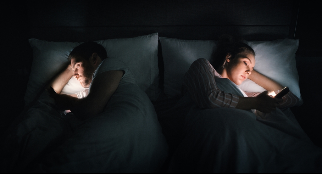Huberman states that watching p*rn can create challenges for real-life sexual encounters.