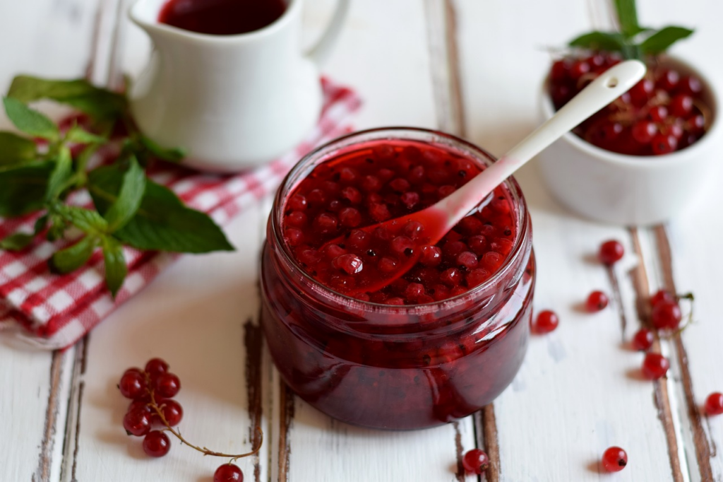 red currant jam