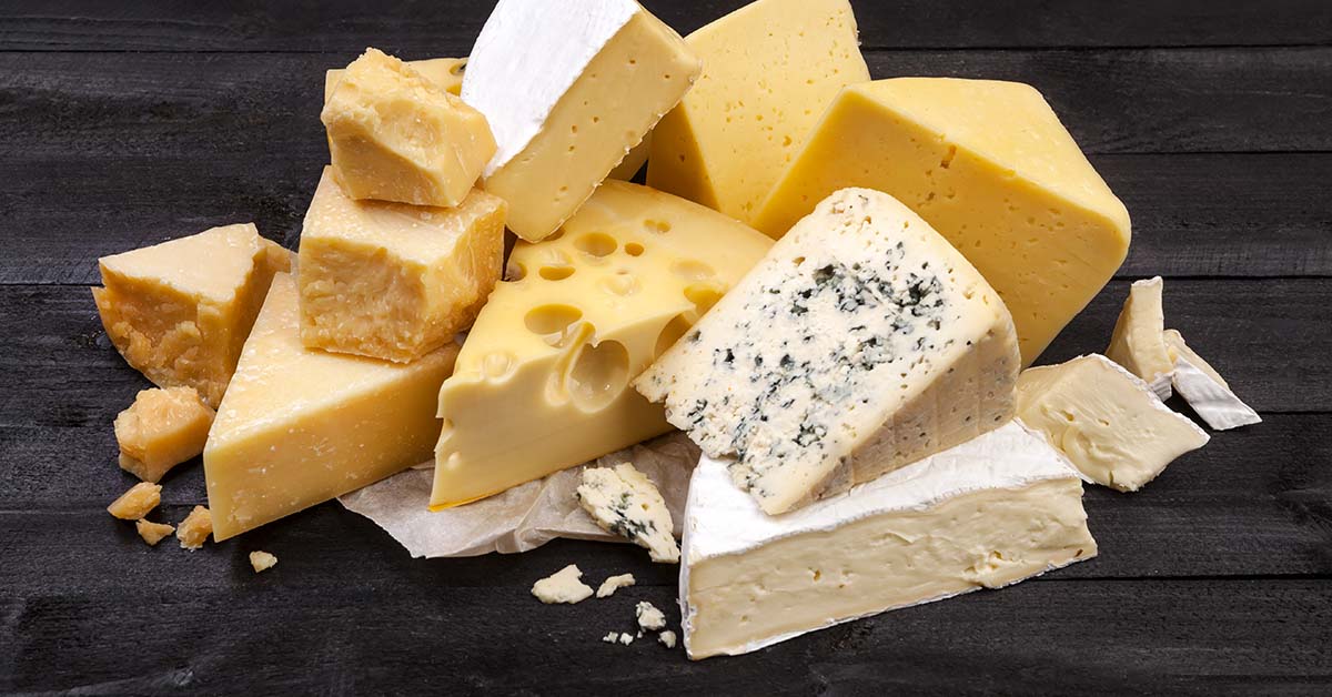 Foods That Dementia Experts Want You to Eat More and Less Of