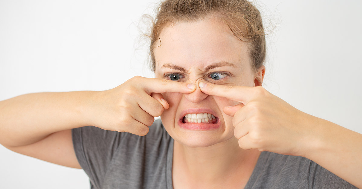  Scary Demonstration Shows Why You Should Never Pop Pimples In The ‘Triangle of Death’ On Your Face