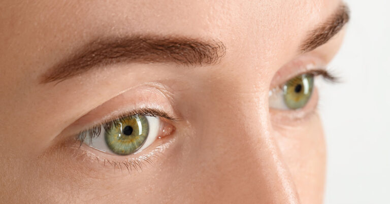 People Online Are Surprised After Learning Others Can’t Perform This Simple Maneuver With Their Eyes - Featured image