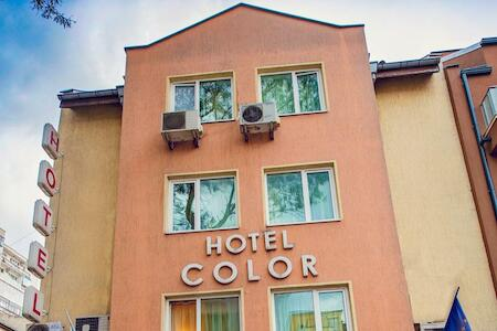 Hotel Calor in Varna, where Lars began to act strangely.
