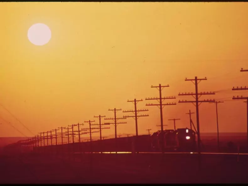 In Los Angeles, the outline of the sun can be clearly seen because air pollution creates a buffer.