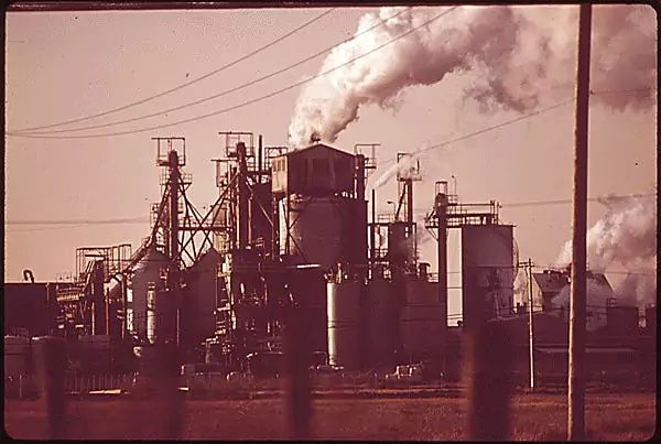 One of the factories that polluted San Francisco.
