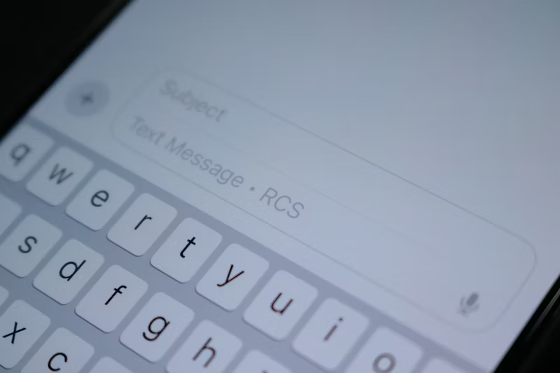 RCS messaging on smartphone