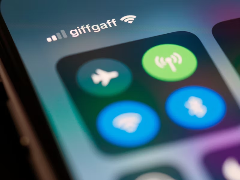 Phone icons for wifi and bluetooth and data