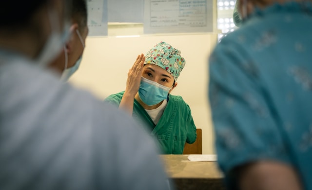 surgeons preparing for surgery
