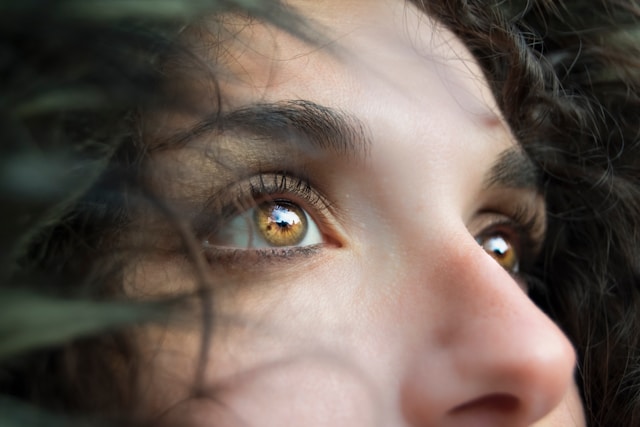 focused hazel eyes