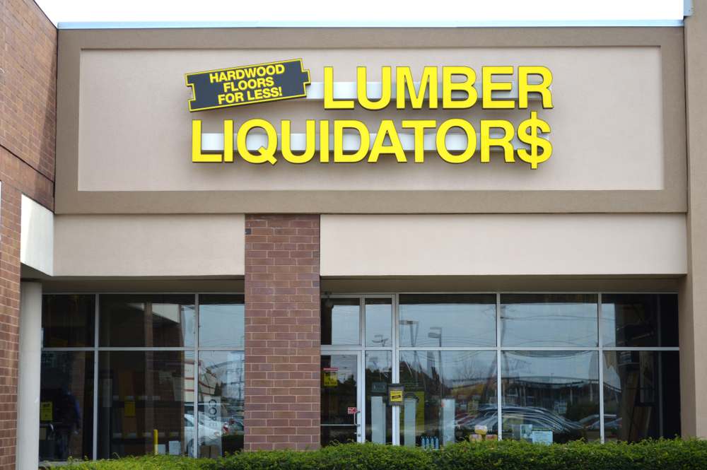 Reynoldsburg, OH/USA - November 16,2018: Lumber Liquidators store exterior. Lumber Liquidators is an American retailer of hardwood flooring.
