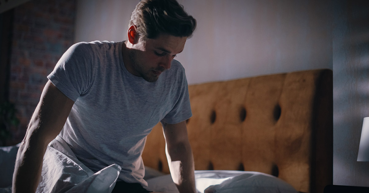 8 Reasons You’re Waking Up Several Times A Night And Having Trouble Falling Back Asleep