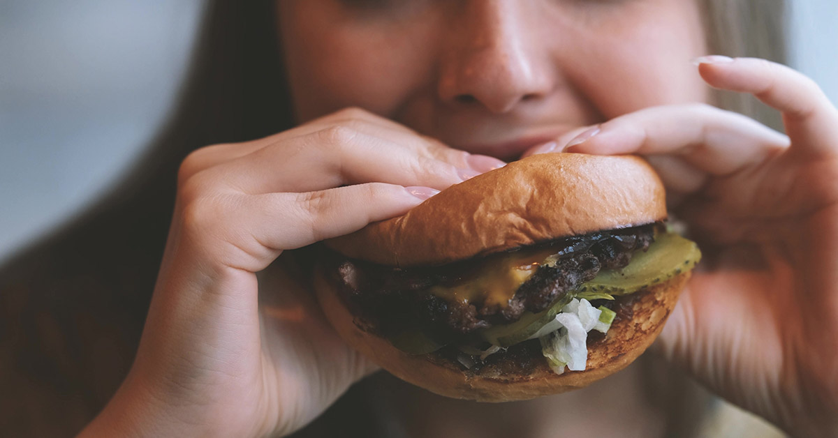 Which Fast Food Burger Is The Least Healthy? New Study Gives Answers.