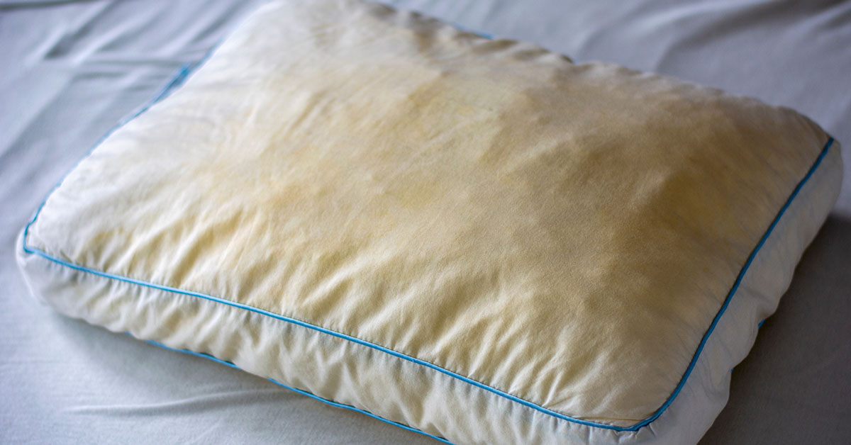 Why Do Pillows Go Yellow? Man Ignites Viral Debate Over ‘The Yellow Pillow’