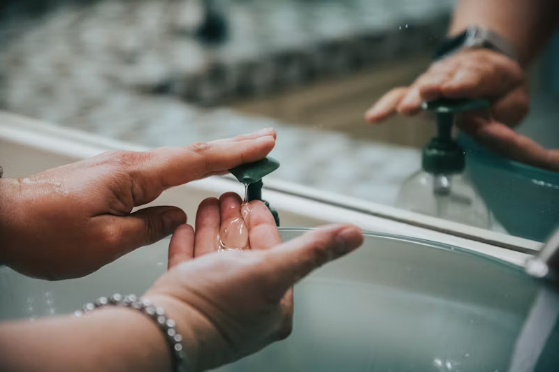 hand pumping soap