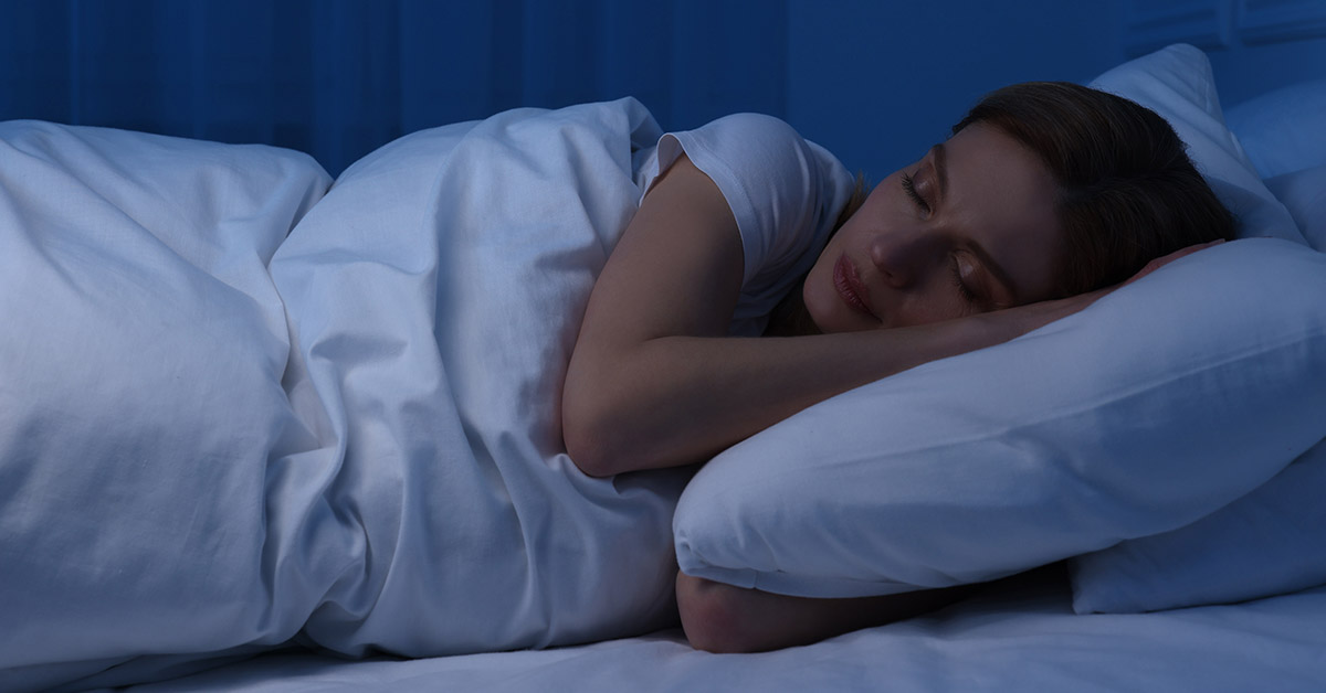 Doctor Says You Should Do One of These Two Things if You Insist On Sleeping With Your Phone Next To You