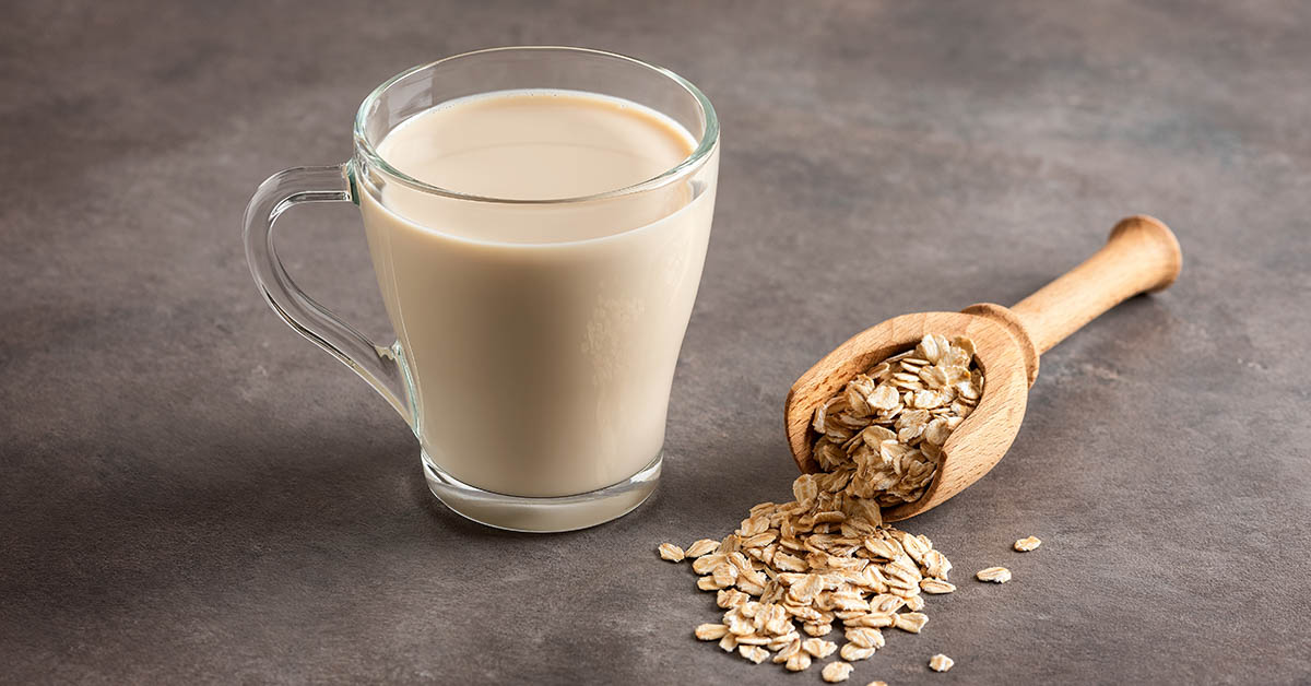 5 Reasons You Should Drink More Oat Milk
