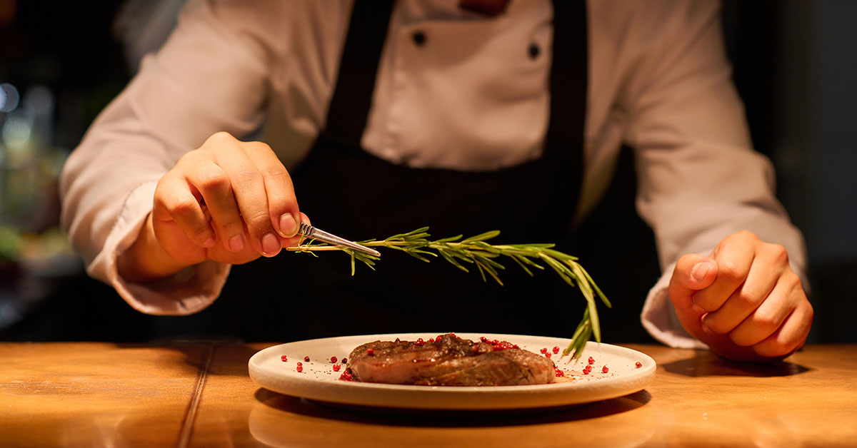 Chef Reveals The One Steak To Never Order at a Restaurant