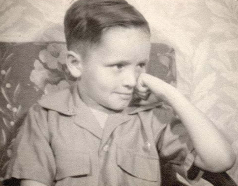 A middle school-aged Charles Manson