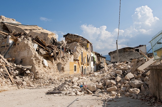earthquake destruction