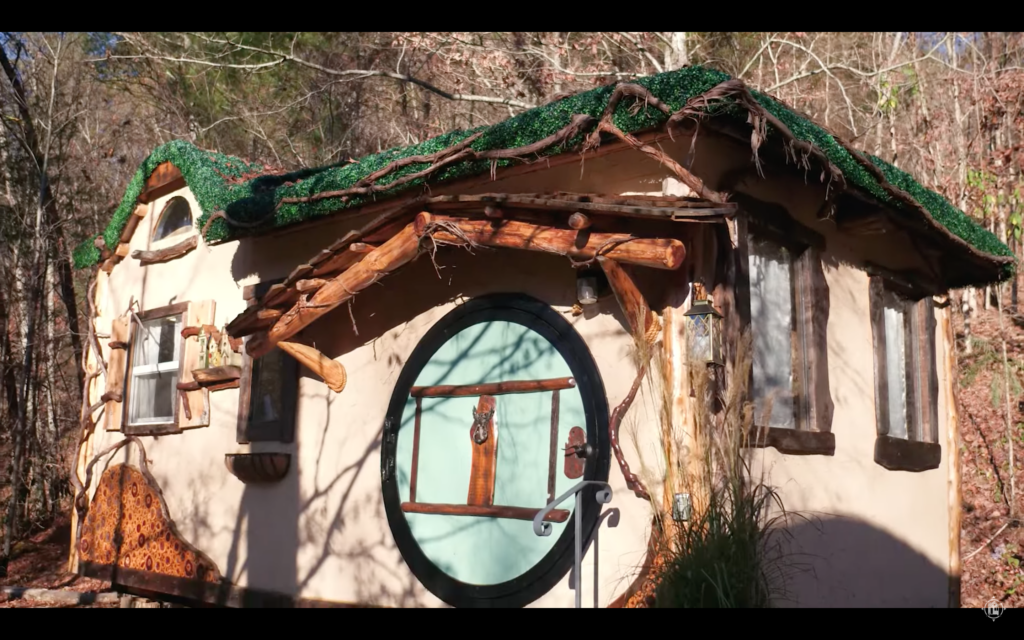 Tiny House Tour of 'The Woodland' Home