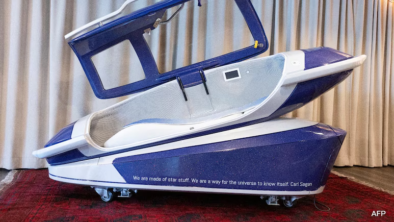 Swiss police were notified and later found the woman's body inside the pod.
