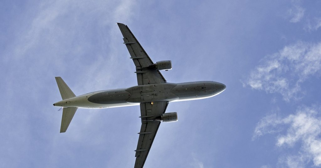People Are Convinced That There Is A ‘Glitch In The Matrix’ After Plane Spotted Not Moving In The Sky