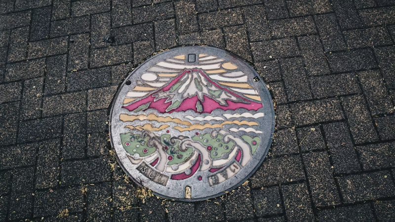 Mt. Fuji depicted on a sewer grate