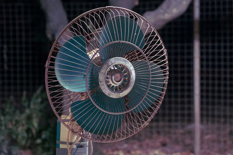 a fan blowing in the summertime