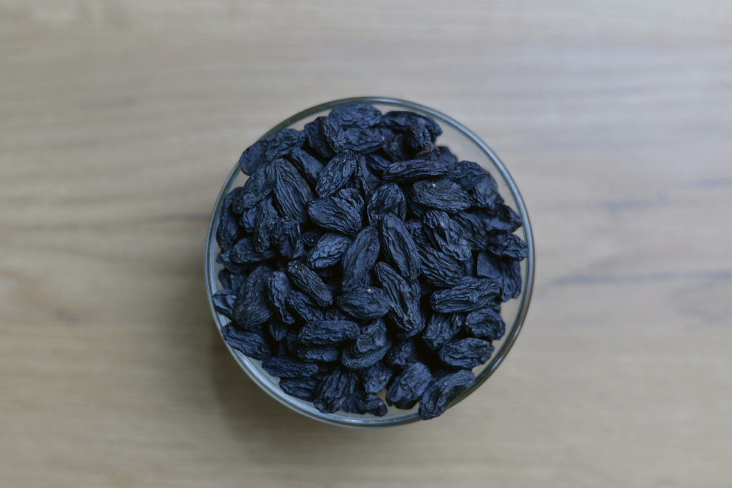 dark raisins