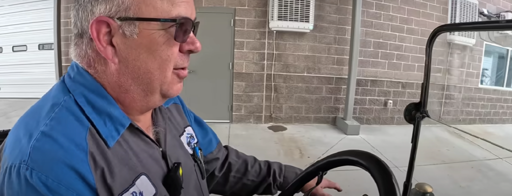 expert driving ford model t