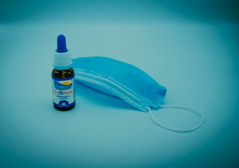mask and vitamin D3