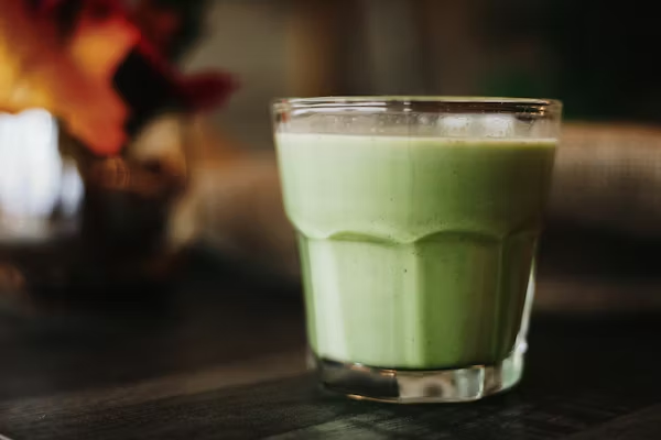 green juice in a cup