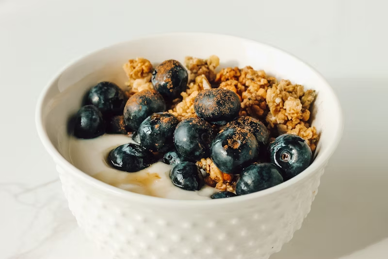 a yogurt parfait