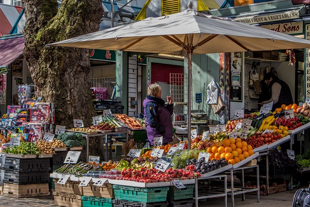 fruit and vegetable market