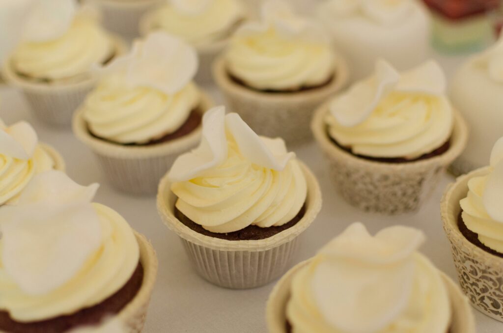 buttercream cupcakes 