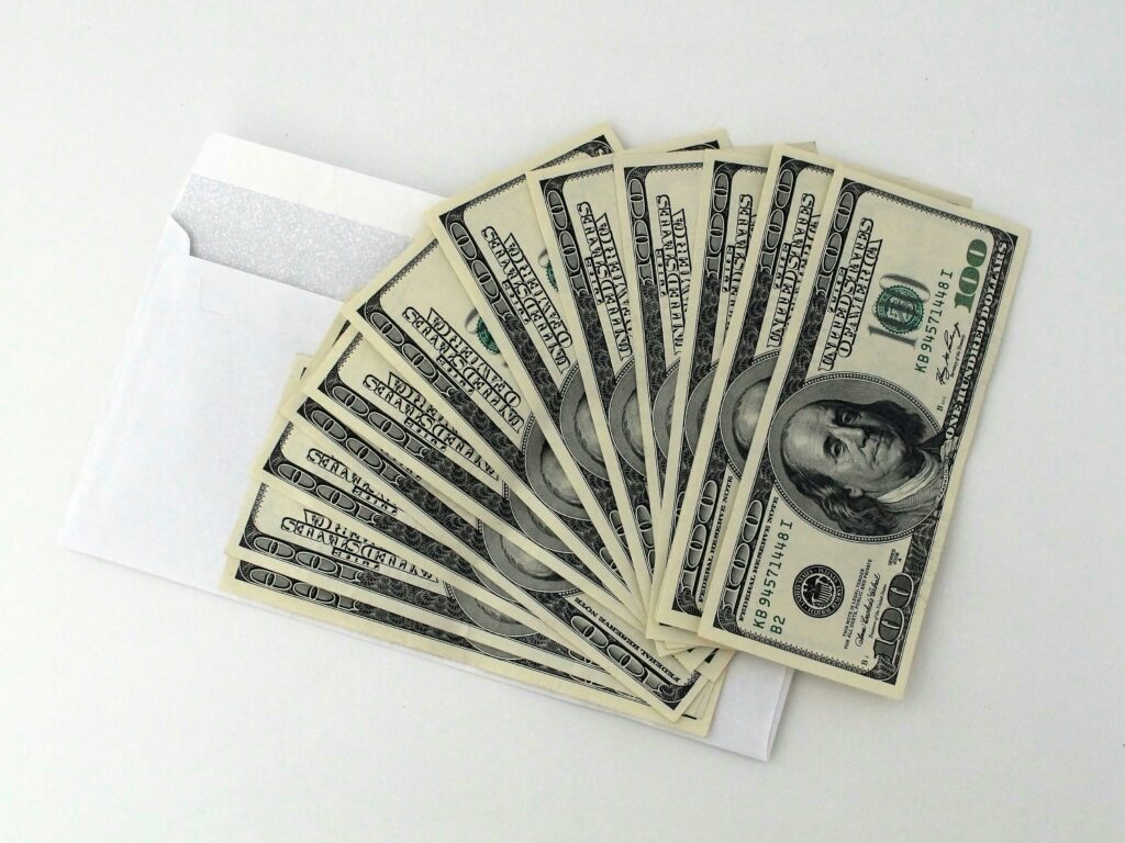 100 dollar notes