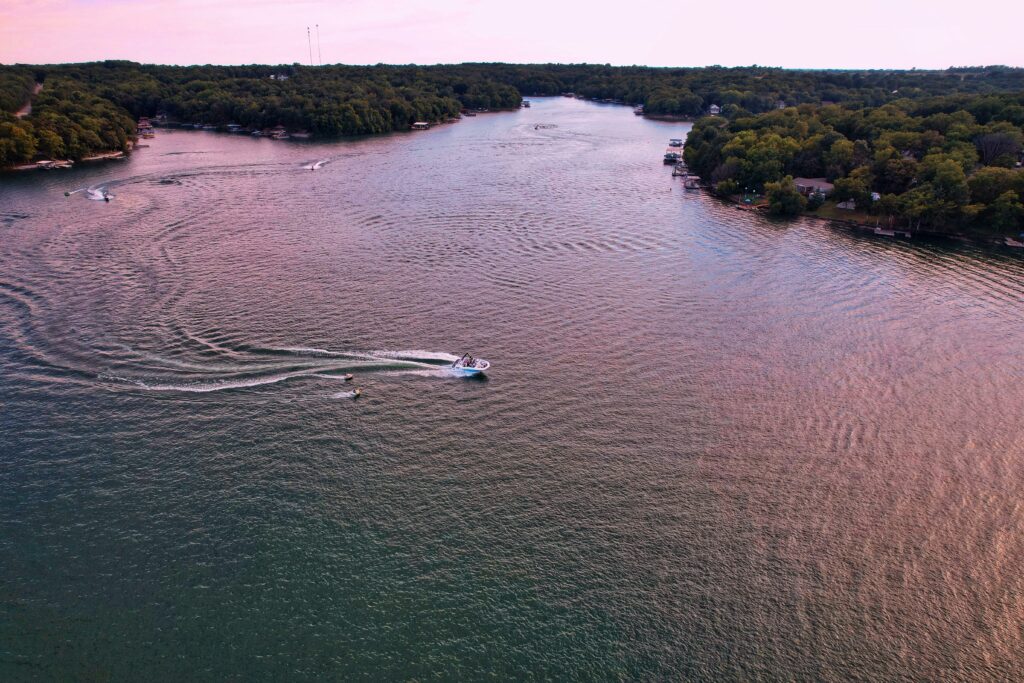 Image from Google Earth of a boat 