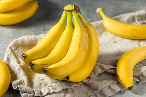 Organic Raw Yellow Banana Bunch Ready to Eat